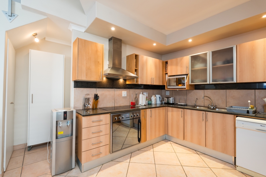4 Bedroom Property for Sale in Bantry Bay Western Cape